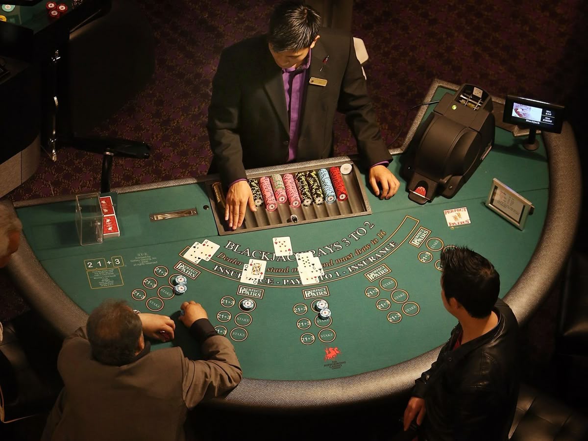 casino777 کیسینو میں پوکر گیمز